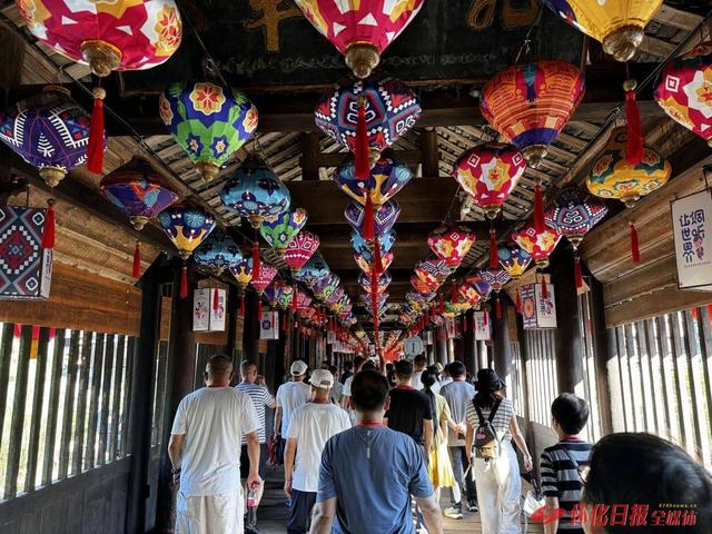 体验多彩民俗 传承长征精神 ——“京昆古驿道 智驾雪峰山”自驾游活动圆满结束