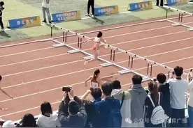 吴艳妮，再破纪录！图片