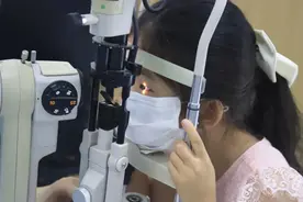 有医说医 | 视力下降就是近视？青岛眼科医院专家解读视功能异常图片
