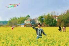 文化中国行 | 共赴春之约！大江南北“花式”解锁“花样经济”图片