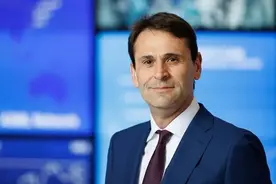 ASML总裁：美国加征关税将在四个方面影响ASML图片