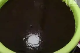 四川泸县有村民反映家中自来水变黑，官方回应图片