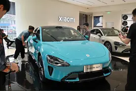 小米汽车创始版追加开售又秒空：极氪小鹏问界降价，特斯拉涨价，到底谁有压力图片