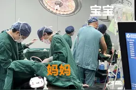 一颗新鲜草莓下肚，杭州孕妈突然口喷鲜血，差点两条命都保不住图片
