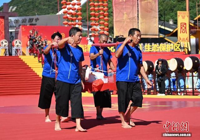 浙江宁波象山开渔节祭海