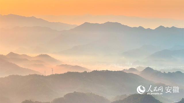 安徽绩溪：水墨徽州 山水画卷
