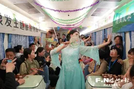 赣闽首趟银发旅游专列抵榕，医务人员全程随护图片