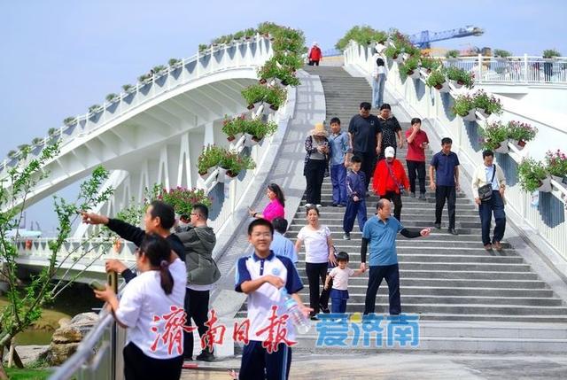 “国庆中秋”双节来黄河北，鹊华生态文化区邀您来做客