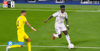 皇马3-1十人黄潜 维尼修斯双响