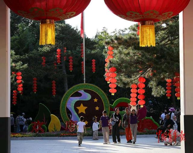 北京迎接国庆氛围渐浓