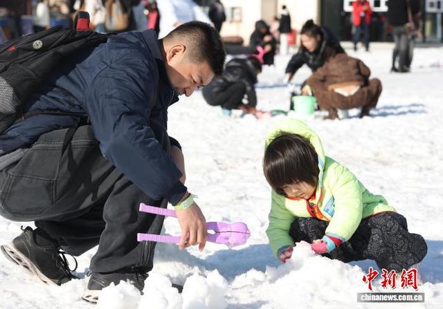 宁夏银川：乐享雪趣度周末