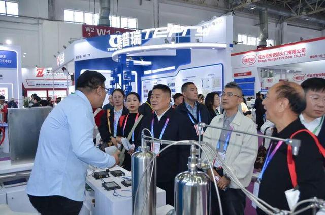 江苏众多消防科技创新产品亮相2025中国国际消防展