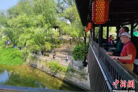 中外摄影师走进浙江丽水古堰画乡 感受自然人文之美图片