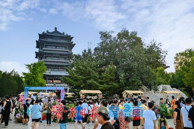 一年四季 泉在济南｜大明湖上“市”啦!来泉水市集解锁夏日湖畔雅趣！