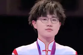 来自连江，代表中国！勇夺亚运历史上首枚电竞金牌！图片