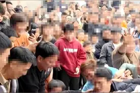 福建漳州一村庄多名男子推倒新娘闹元宵，村委会回应图片