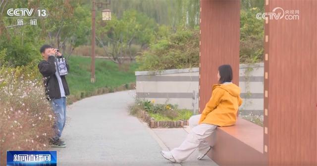 多场景联动打造“赏秋游”沉浸式新体验 “秋日经济”带火文旅消费新实践