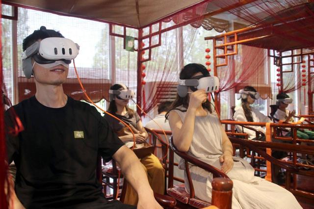 江苏苏州：沉浸式体验VR游拙政园