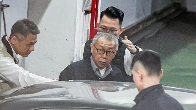 柯文哲出庭作证