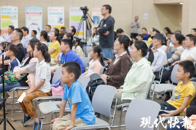 沉浸式体验感拉满，“我的中国航天课”公益AR科普巡展来啦