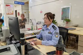点点鼠标就能办，湖北枣阳首张“全程网办”身份证诞生！图片