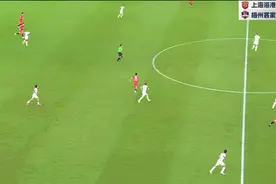 武磊4失单刀！上海海港1:1绝平梅州客家图片