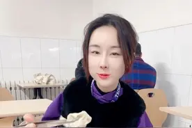 年度人物回访｜无臂女孩杨莉：希望从心出发，到田间地头直播图片