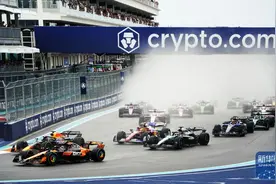 F1迈阿密大奖赛：诺里斯冲刺赛夺冠图片
