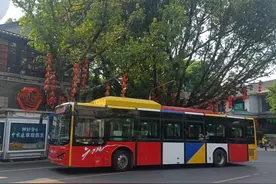 放宽“不得在车厢内进食”要求，《广州市公共汽车电车乘车守则》或有这些变动图片