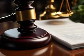 昔日“抗疫英雄”，被控受贿2167万余元图片