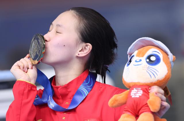 祝贺！陈芋汐当选世界泳联2025年度最佳女子跳水运动员