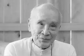 曾为《铁臂阿童木》作词，日本国宝诗人谷川俊太郎离世，享年92岁图片