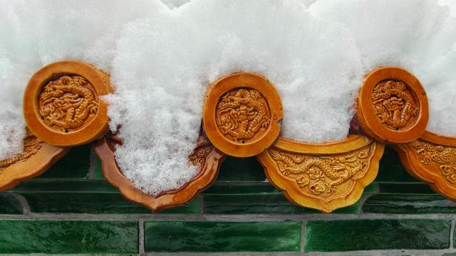 雪霁云舒，颐和园静谧悠然