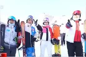 主播遇见冰雪丨“滑雪要嗨，拍照要酷”在亚布力滑雪太快乐了图片