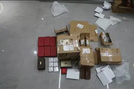 每天帮取送黄金，快递小哥成电诈一环，合肥警方：取快递赚点跑腿费或涉嫌犯罪图片