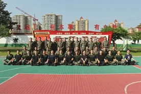 热辣滚烫的“五四” 热血沸腾的赛场——重庆市垫江监狱团委联合驻狱武警中队开展警体技能比武活动图片