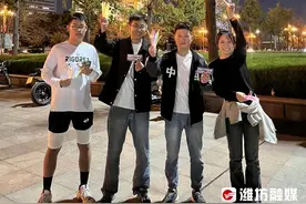 刺激又好玩！线下真人版“猫捉老鼠”走红图片