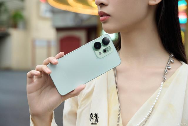 OPPO Reno14：高颜值与影像实力兼具的潮流之选