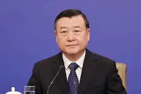 住建部：住宅层高标准将调整为不低于3米视频封面