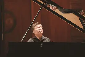 殷承宗钢琴独奏音乐会假期上演 主题是“月光”图片