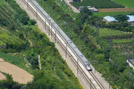 年报季/国铁集团负债率降至65%以内 回落至10年前水平图片