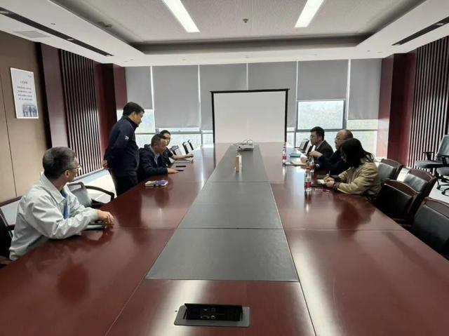 研究会动态 | 江苏省科技服务业研究会携手南邮技转推动全息光场显示科技成果落地京东方