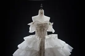 一个婚纱产业小镇的突围：去拼多多找订单图片