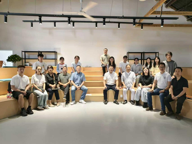“智汇贵安·AI赋能未来”——贵安新区“企业之家”举办人工智能主题沙龙