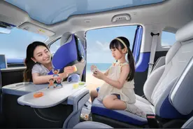 “帮带娃”属性拉满，考拉和理想L9谁才是“妈妈严选”？图片