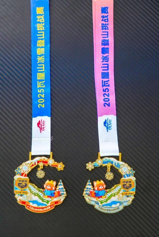 【抢完即止！】瓦屋山78元早鸟票来啦！畅玩冬日仙境，“四驱”挑战冰雪桌山！