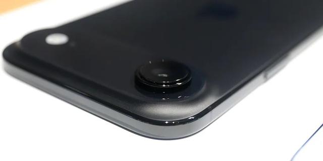 iPhone Air真机惊艳，一小时极限体验苹果秋季全系新品