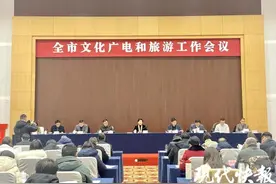 扬州去年接待游客首次突破1亿人次图片