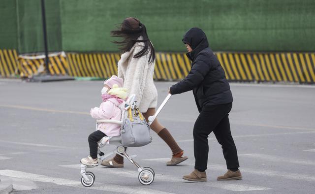 城事｜冷空气接连来袭，甘肃内蒙古等地迎降雪