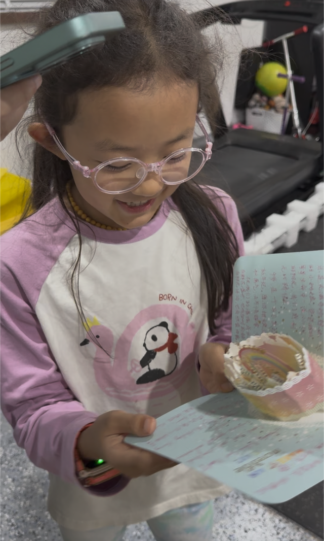 参加完同学的豪华生日Party后，女儿一句话让我失眠了...